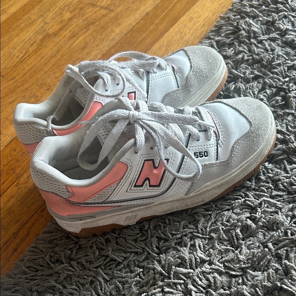 New Balance Kids' 550 Sneakers - Grey and Omega Pink Size 2